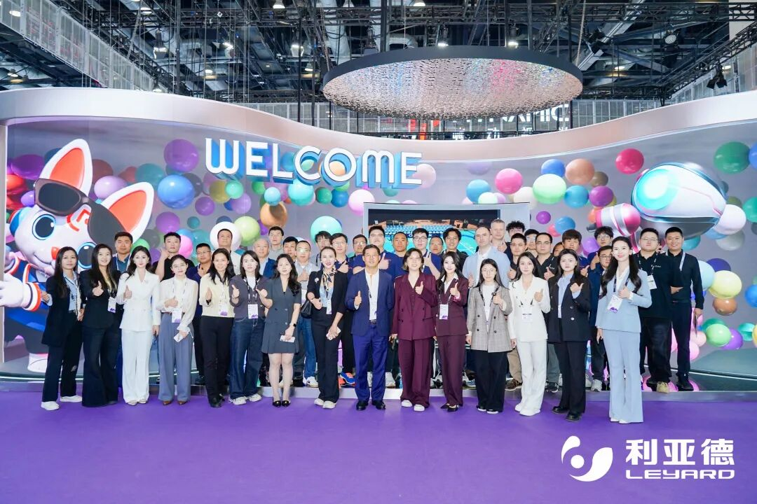 尊龙集团官网亮相Infocomm China，以HiMicro与全场景AI重构视听新生态